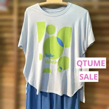 SALE 새상품 스퀘어 로고 프린트 티셔츠 [QTUME]