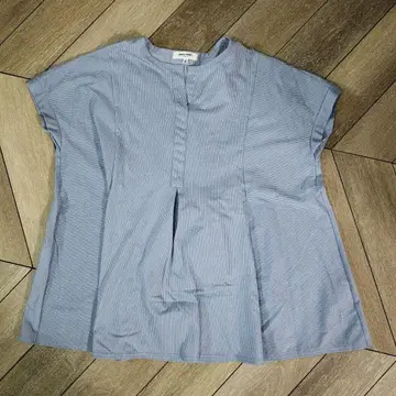 피에르 가르뎅 스트라이프 반팔 사이즈 40