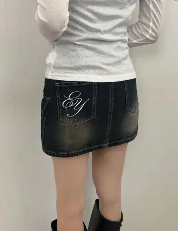 S 사이즈 EMMY 로고 데님 미니 스커트