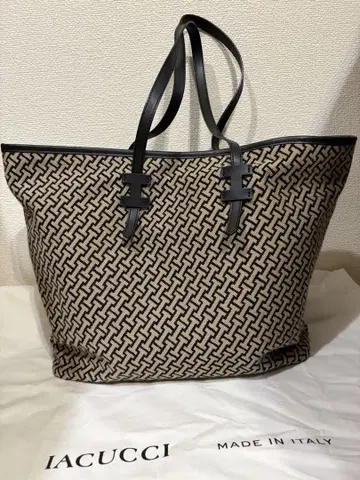 IACUCCI 모노 그랑마 L JACQUARD/RUGA