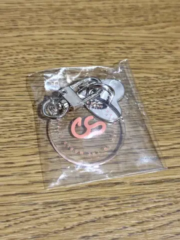 라쿠텐 북스 G상 스마트폰 키링 가와모토 에루