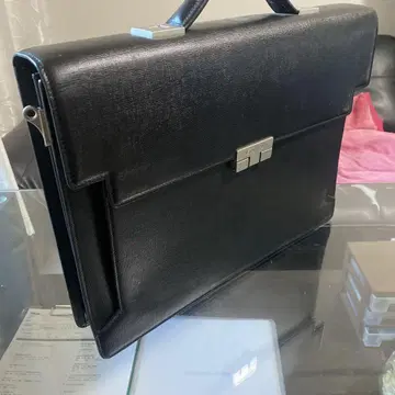 LE TANNEUR 블랙 브리프 케이스