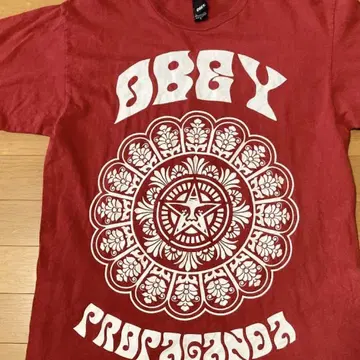 미국 빈티지 의류 OBEY 티셔츠 L 빨간색 빅 프린트 멕시코제