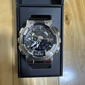 G-SHOCK 크로노그래프 블랙/실버