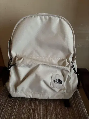 THE NORTH FACE 화이트 백팩