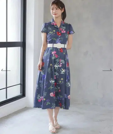 앙데팡당 꽃무늬 네이비 컬러 보타니컬 가든 셔츠 원피스