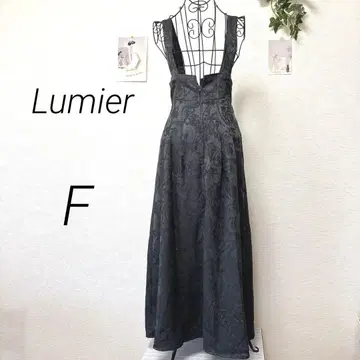 9639 Lumier 루미에 자수 점퍼 스커트 원피스 미사용품