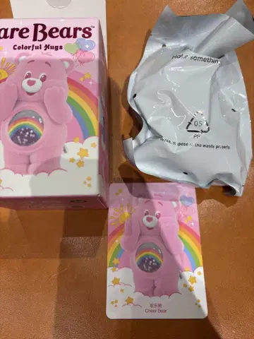 popmart 케어 베어 Colorful Hugs Cheer Bear