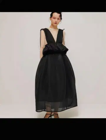 LAEMUSE 라운드 시어 스커트