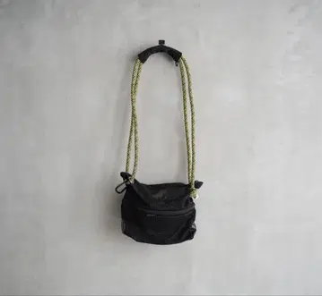 사이클 백 미니 메쉬 타입 블랙