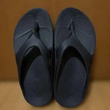 Oofos 블랙 플립플랍 샌들 제비오 27cm