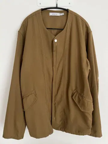 nonnative 브라운 노카라 자켓