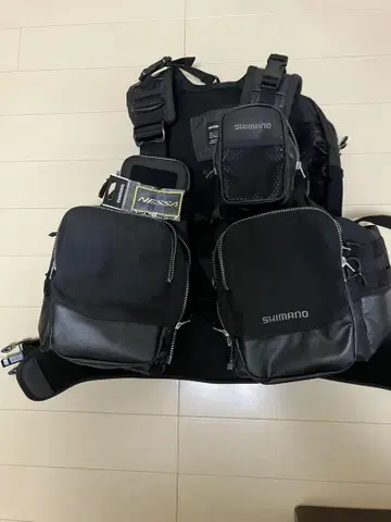 시마노 서핑 트리퍼 베스트 VF-275W 블랙 L