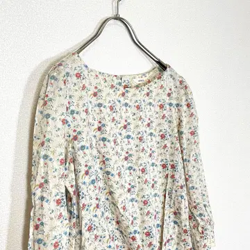 님 [F] 7부 소매 원피스 아이보리 컬러풀한 꽃무늬 올 패턴 끈 리본