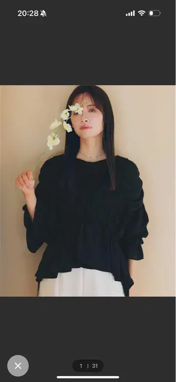 titivate 셔링 개더 볼륨 블라우스