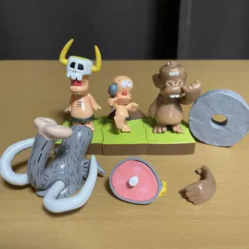 처음 인간 게이터즈 피규어