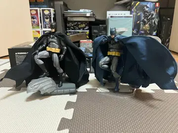 배트맨 해시 액션 피규어 2종 세트 MAFEX