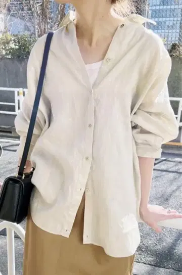 스픽 앤 스팬 80 린넨 카슈쿨 빅 셔츠 베이지