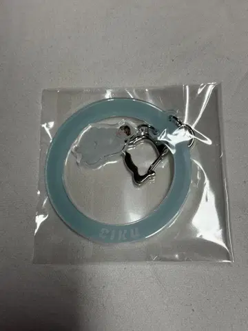 EIKU 키링