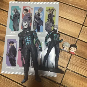 괴수 8호 피규어