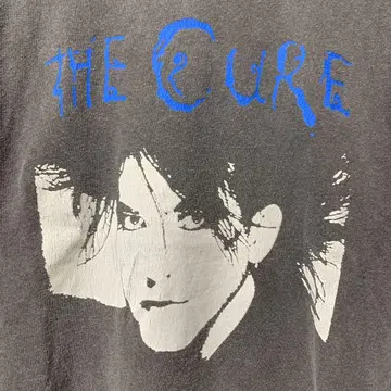 초레어 THE CURE 데미지 가공 티셔츠