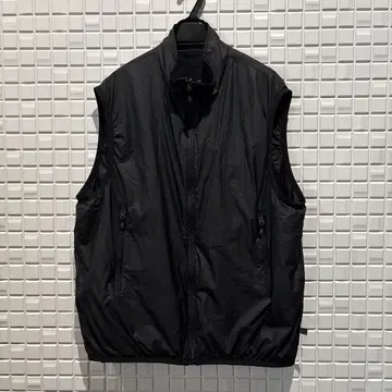 다이와 PIER39 TECH REVERSIBLE WINDVEST M