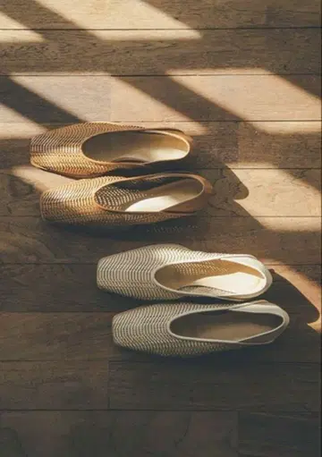 미사용 새상품 CLANE 2WAY MESH FLAT SHOES 베이지