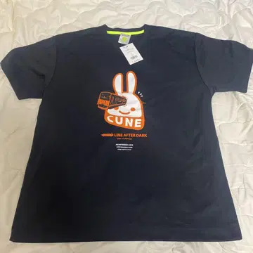 CUNE 티셔츠