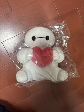 베이맥스 봉제 인형 하트 포함 새상품