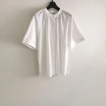 뷰티 앤 유스 코튼 암젠 래글런 5부 소매 티셔츠