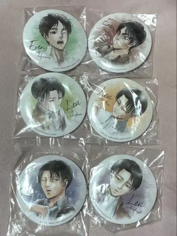 진격의 거인 리바이 엘렌 캔뱃지 세트