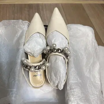 Odette e Odile 펄 장식 플립플랍 샌들 24cm