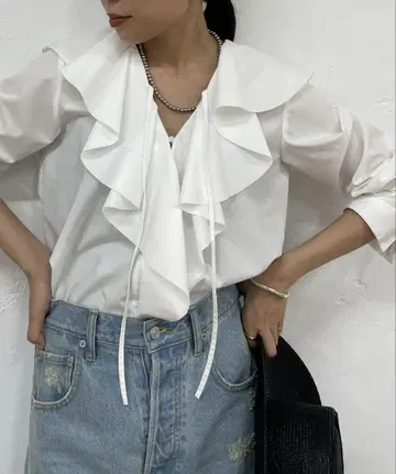 가격 협상 환영 라운지 드레스 프릴 블라우스