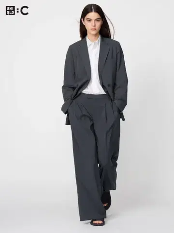 유니클로 감동 턱 와이드 팬츠