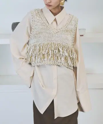 AIC. 아이시 믹스 니트 루프 프린지 베스트