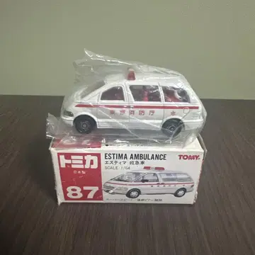 일본제 TOMY 에스티마 구급차 1/64