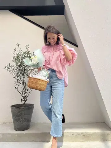 RosyMonster 로지몬스터 미니 프릴 퍼프 블라우스 핑크