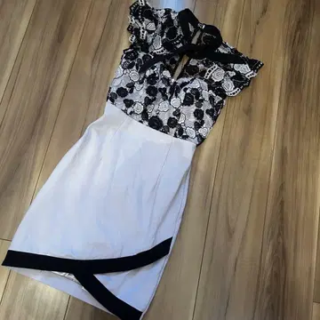 ROBE de FLEURS 타이트 드레스 S