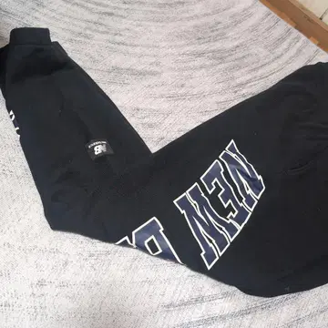 New Balance 블랙 캐주얼 팬츠