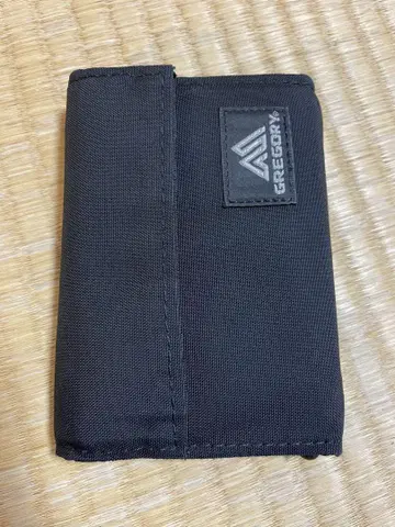 그레고리 3단 폴더형 지갑 블랙