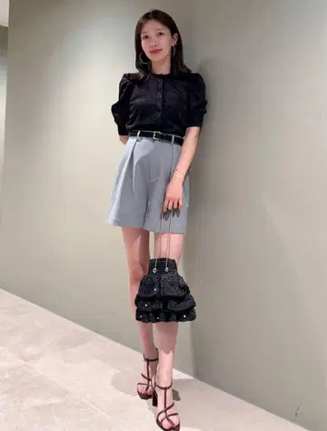 snidel 심플 숏 팬츠 그레이