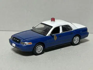 그린 라이트 1/64 크라운 빅토리아 경찰차 미니카