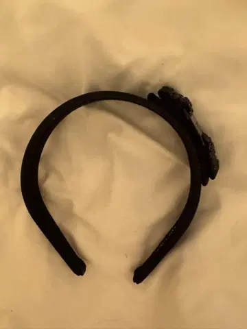 페라가모 머리띠