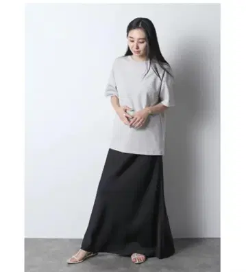 meri 미리 내로우 스커트 블랙 미사용 새상품