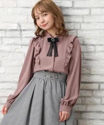 INGNI 잉그 브로치 프릴 디자인 블라우스 프릴 리본 포함 핑크
