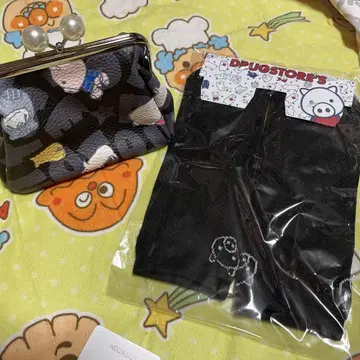 DRUGSTORE'S 프리 사이즈 양말과 파우치 세트