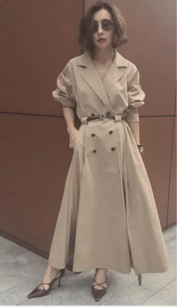 긴 코트 스타일 벨트 드레스