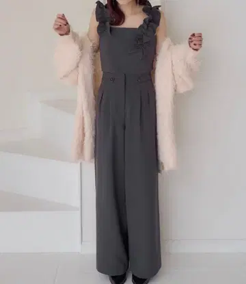mellowneon 아지메 프릴 스트랩 뷔스티에 셋업