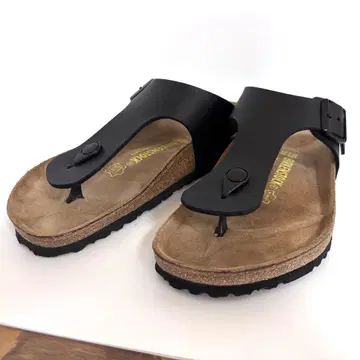 BIRKENSTOCK 샌들