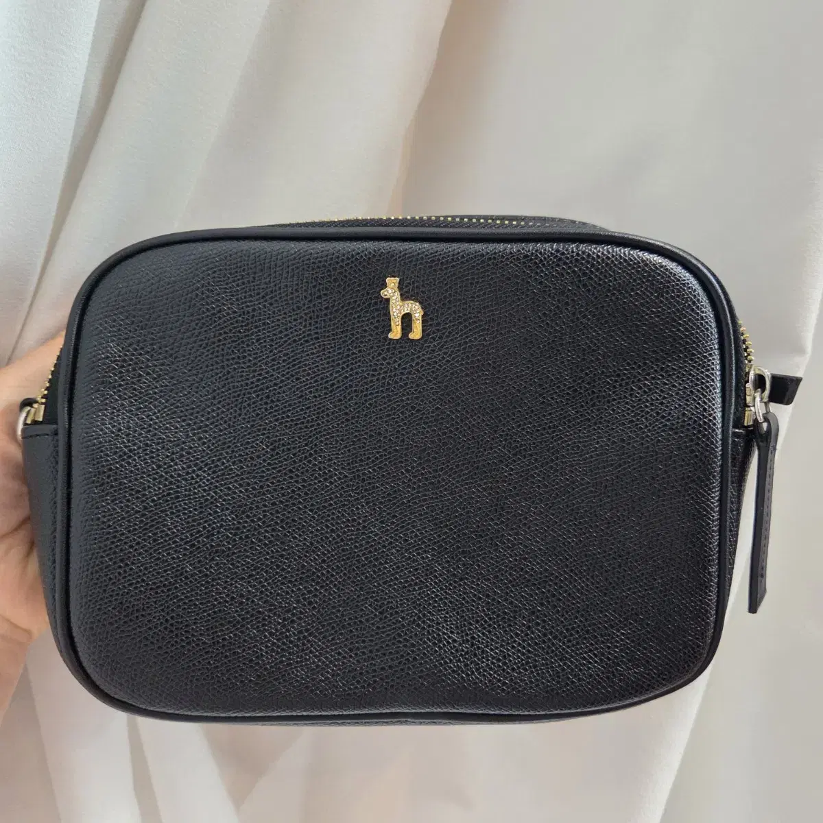 HAZZYS | 헤지스 Hazzys Dark Brown Cowhide Blend Logo Pattern